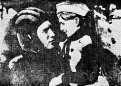 Лейтенант Воронков и дочь Р. М. Шасолиной Мара Колева.