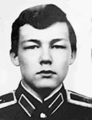 Выпускник  Уссурийского СВУ А. Дворников, 1978 г.
