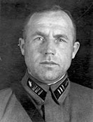 Командир 32 легкотанковой бригады полковник И. И. Грызунов