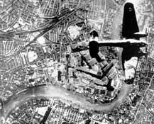 «Хейнкель-111» над Лондоном.