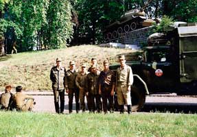 Эберсвальде, танк «Мать-Родина» снимают с постамента, 1993 г.